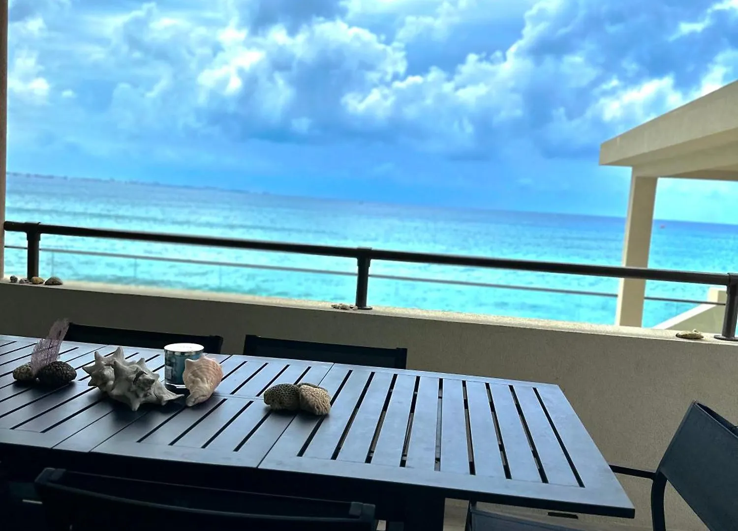 شقة Luxury Ocean Front Seadreams 2 With 7 Mile Beach Views West Bay